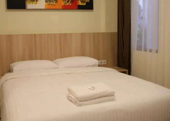 M3 Hotel *